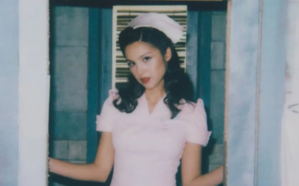¿Por qué Olivia Rodrigo dividió “You Seem Pretty Sad for a Girl So in Love”? Este sería el significado
