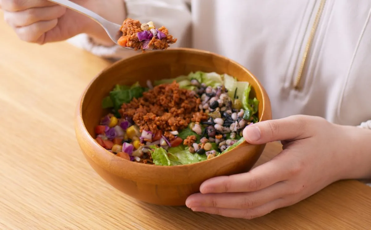 ¿Cómo saber si mi cuerpo necesita más alimentos vegetales? (Canva)