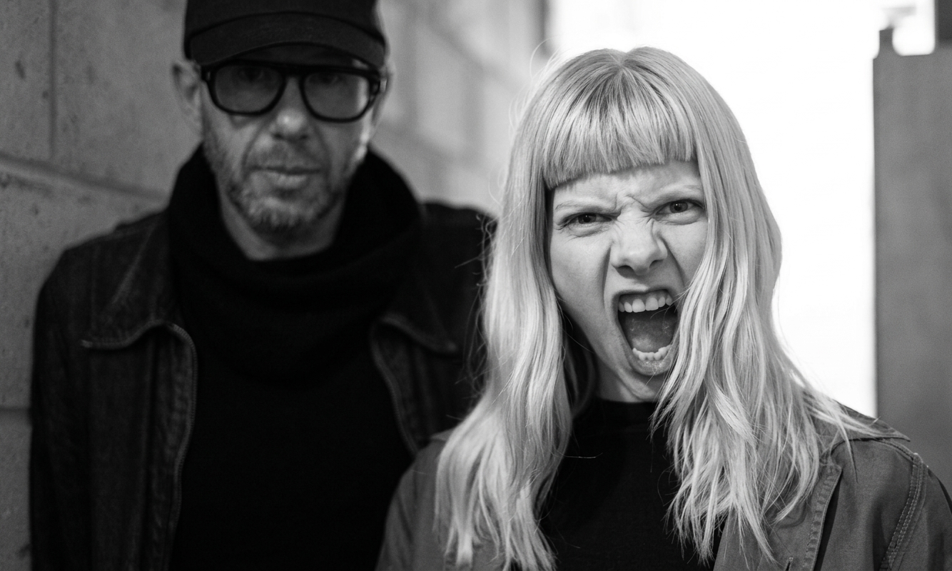 TOMORA un proyecto musical inesperado que fusiona a dos grandes del pop alternativo y de la música electrónica.